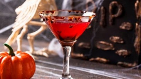 Chocolate Raspberry Vampire's Kiss Martini with Chambord | Champagne ...